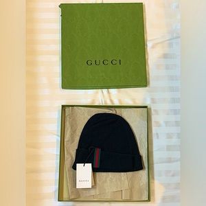 GUCCI HAT 💯 % AUTHENTIC NEW W/TAGS!! IN BOX!! ❤️